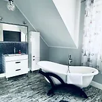 Dom